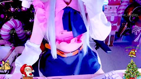 Bonnie online show from December 11, 2024, 12:33 am