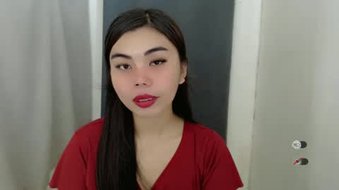 Snapshot of asuna_charming chatting on January 30, 2025, 8:43 am asuna_charming online show from January 30, 2025, 8:43 am