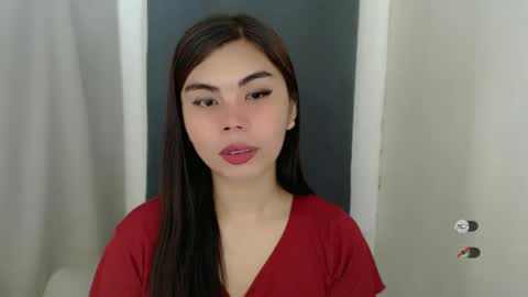Snapshot of asuna_charming chatting on February 2, 2025, 8:19 pm asuna_charming online show from February 2, 2025, 8:19 pm