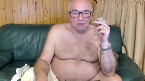 Snapshot of asusandy chatting on February 9, 2025, 11:36 pm asusandy online show from February 9, 2025, 11:36 pm