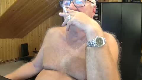 Snapshot of asusandy chatting on September 12, 2025, 9:48 pm asusandy online show from September 12, 2025, 9:48 pm