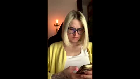 asya_new online show from November 12, 2025, 6:52 pm