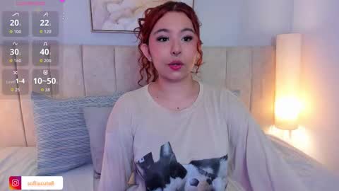 Snapshot of atena_cuteee chatting on November 12, 2025, 2:23 am sofia online show from November 12, 2025, 2:23 am