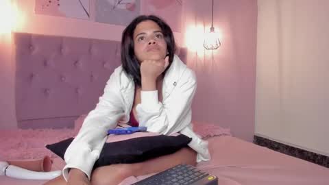 Snapshot of atenajb chatting on September 29, 2025, 7:57 am ATENA online show from September 29, 2025, 7:57 am