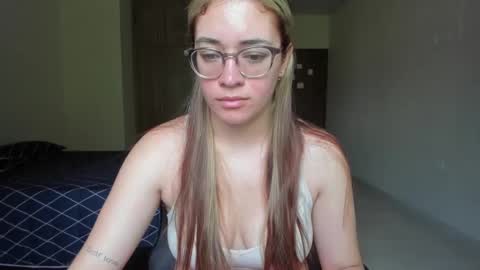 atenas online show from February 16, 2025, 6:21 pm