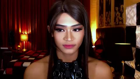 athisamoore online show from November 11, 2025, 7:36 pm