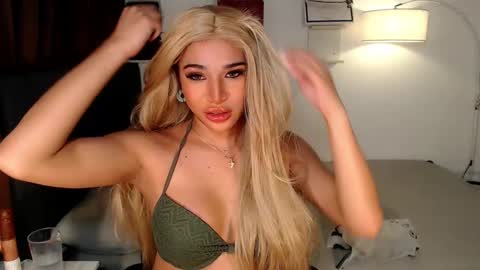 Snapshot of athisamore chatting on January 20, 2025, 9:22 pm athisamore online show from January 20, 2025, 9:22 pm