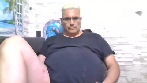 A online show from November 17, 2025, 8:58 pm