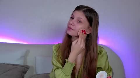 Audrey online show from March 7, 2025, 6:35 am