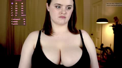 Audrey Jacq online show from December 5, 2024, 6:22 pm