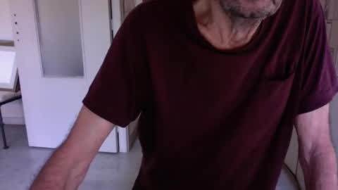 Snapshot of auguste061400 chatting on January 7, 2025, 10:11 am auguste061400 online show from January 7, 2025, 10:11 am