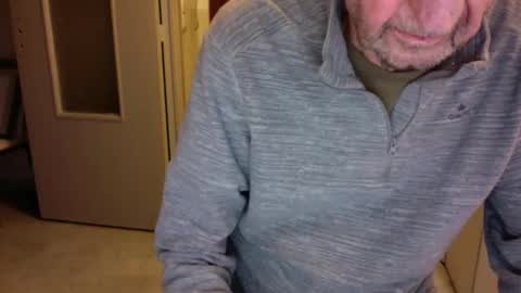 Snapshot of auguste061400 chatting on February 5, 2025, 4:58 pm auguste061400 online show from February 5, 2025, 4:58 pm