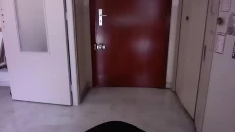 Snapshot of auguste061400 chatting on March 4, 2025, 9:18 am auguste061400 online show from March 4, 2025, 9:18 am