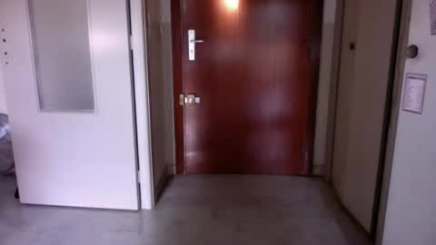 Snapshot of auguste061400 chatting on November 12, 2025, 9:21 am auguste061400 online show from November 12, 2025, 9:21 am