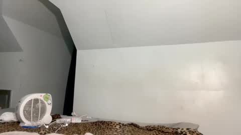 aunyxxx online show from March 10, 2025, 1:56 am