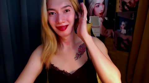 Snapshot of aurakharisma_xx chatting on January 22, 2025, 5:37 am Miss awra online show from January 22, 2025, 5:37 am
