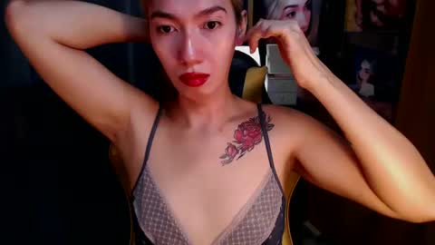 Snapshot of aurakharisma_xx chatting on January 26, 2025, 4:51 am Miss awra online show from January 26, 2025, 4:51 am