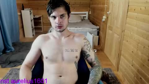 Snapshot of aurelius_x1 chatting on October 6, 2025, 8:50 pm Maks online show from October 6, 2025, 8:50 pm