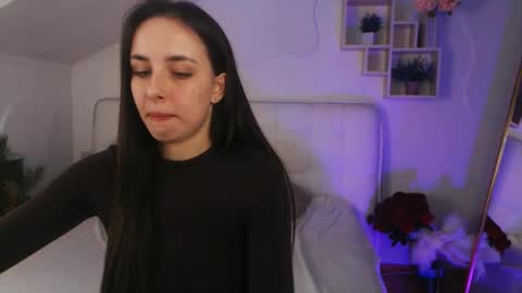 Snapshot of aurora_aksness chatting on March 10, 2025, 5:18 pm Aurora online show from March 10, 2025, 5:18 pm