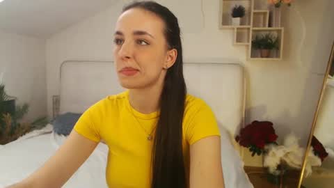 Snapshot of aurora_aksness chatting on March 11, 2025, 10:29 am Aurora online show from March 11, 2025, 10:29 am