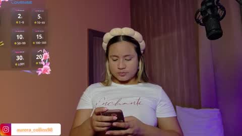 aurora_collins08 online show from March 4, 2025, 3:37 pm