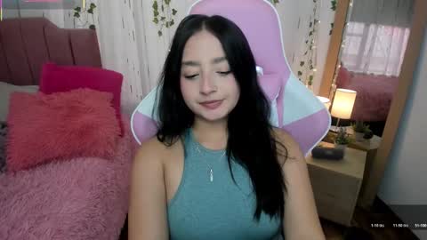 aurora_duval online show from November 19, 2025, 9:59 pm