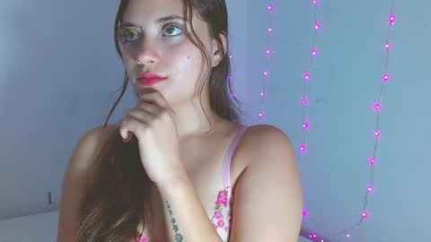 aurora_lenovic online show from January 16, 2025, 5:01 pm