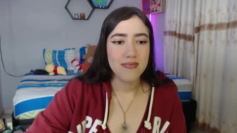 Snapshot of aurora_shy_ chatting on December 13, 2024, 5:00 pm Aurora  online show from December 13, 2024, 5:00 pm