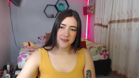 Snapshot of aurora_shy_ chatting on February 8, 2025, 4:36 am Aurora  online show from February 8, 2025, 4:36 am