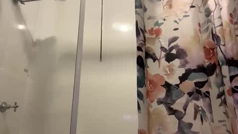 Milf4u online show from October 2, 2025, 8:21 am