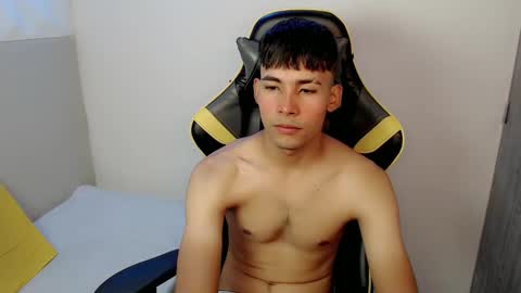 Snapshot of austin_col_ chatting on October 11, 2025, 1:53 pm AUSTIN online show from October 11, 2025, 1:53 pm