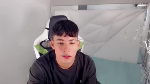 Snapshot of austin_col_ chatting on October 19, 2025, 2:07 pm AUSTIN online show from October 19, 2025, 2:07 pm