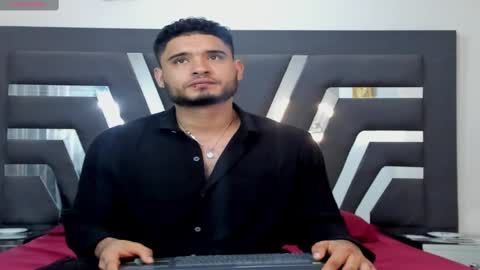 AustinTorres  online show from March 3, 2025, 2:47 am