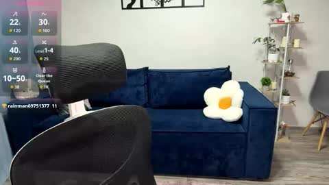 Snapshot of autumnroginson chatting on October 17, 2025, 6:54 pm Annie online show from October 17, 2025, 6:54 pm