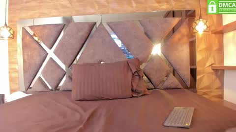 Snapshot of ava_bonny chatting on October 6, 2025, 5:49 am ava_bonny online show from October 6, 2025, 5:49 am