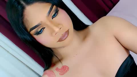 Snapshot of ava_lux chatting on October 24, 2025, 9:06 am Ava online show from October 24, 2025, 9:06 am