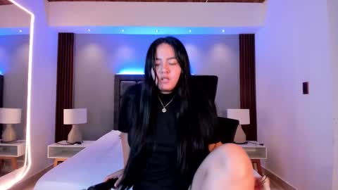 Snapshot of ava_milller chatting on November 9, 2025, 11:52 am Ava- Megan - Every day from 530 to 200 pm COL online show from November 9, 2025, 11:52 am