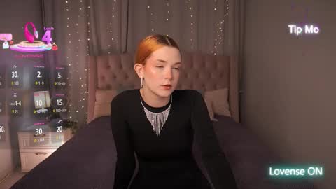 Snapshot of avaryder chatting on November 17, 2025, 12:55 pm Ava online show from November 17, 2025, 12:55 pm