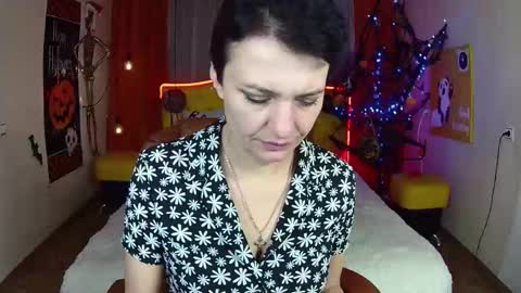 Snapshot of avasaturnian chatting on October 20, 2025, 12:38 pm avasaturnian online show from October 20, 2025, 12:38 pm