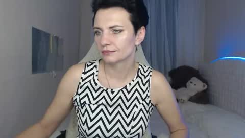 Snapshot of avasaturnian chatting on November 22, 2025, 2:16 pm avasaturnian online show from November 22, 2025, 2:16 pm