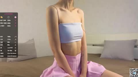 Snapshot of avgustajemes chatting on November 20, 2025, 6:13 am Lucy online show from November 20, 2025, 6:13 am