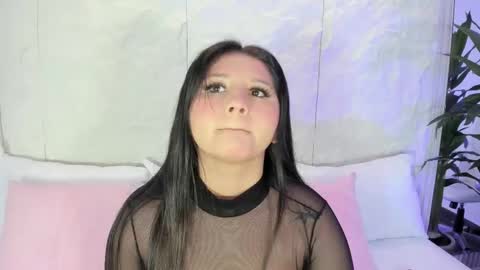 Avy  online show from November 13, 2025, 11:31 am