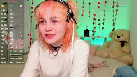 Awi online show from November 30, 2025, 8:57 pm