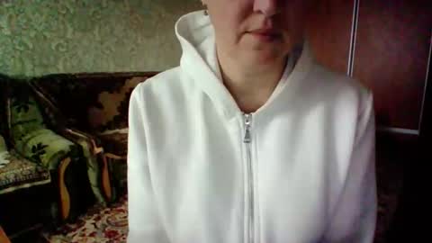 Snapshot of awesomeladyy chatting on November 9, 2025, 9:18 am awesomeladyy online show from November 9, 2025, 9:18 am