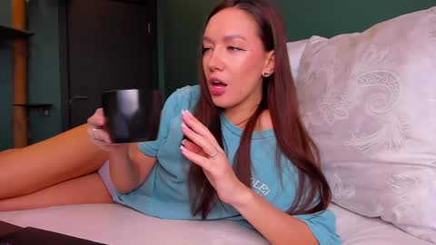 Snapshot of awgustina_sweetheart22 chatting on February 2, 2025, 10:24 am Awgustina online show from February 2, 2025, 10:24 am