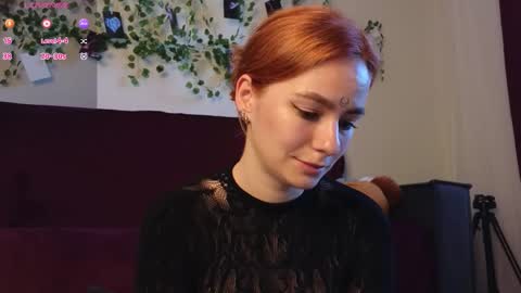 Tris online show from October 1, 2025, 2:39 am