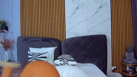 Ella online show from December 11, 2024, 5:32 am