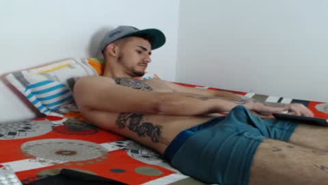 Snapshot of axel_ag chatting on January 21, 2025, 2:15 pm Axel online show from January 21, 2025, 2:15 pm