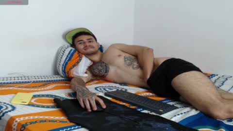 Snapshot of axel_ag chatting on February 6, 2025, 2:37 pm Axel online show from February 6, 2025, 2:37 pm