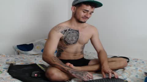 Snapshot of axel_ag chatting on February 21, 2025, 7:10 pm Axel online show from February 21, 2025, 7:10 pm